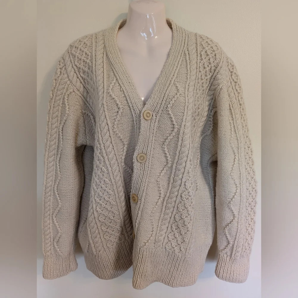 Vintage knit cardigan Large